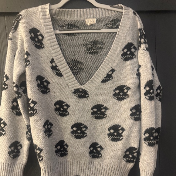 POL Sweaters - POL